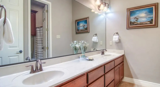 The Yellow Rose of Port A 4 Bedrooms 3 Bathrooms Home, Boek Vakantiehuis Portland Houston