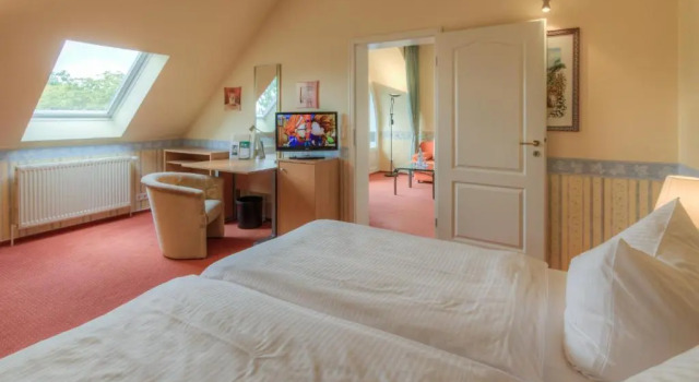 Parkhotel Klüschenberg, Забронировать Отель Плау-ам-Зе Plauer See