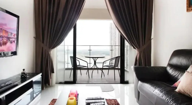 High-floor 2BR Suite, Water Views, Free Parking, Prenota Appartamento Hotel a Johor con parcheggio, Parcheggio