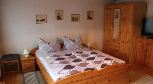 Апартаменты Цокольный этаж Bungalow Poggendorf