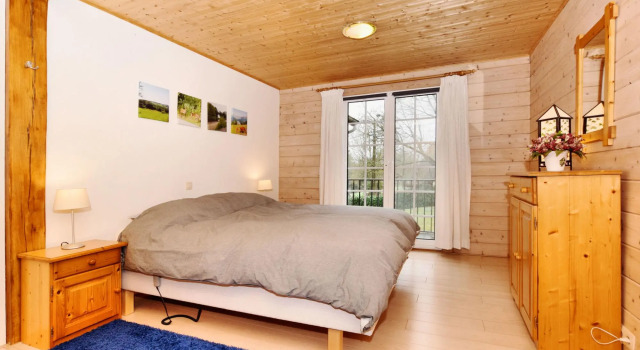 Luxurious chalet in Septon with sauna, Забронировать Шале Коттеджи Дюрбюи, Коттедж