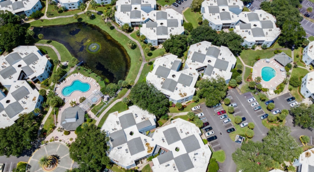 Коттедж Luxury House - Sleeps 8 Golf Disney Family Fun