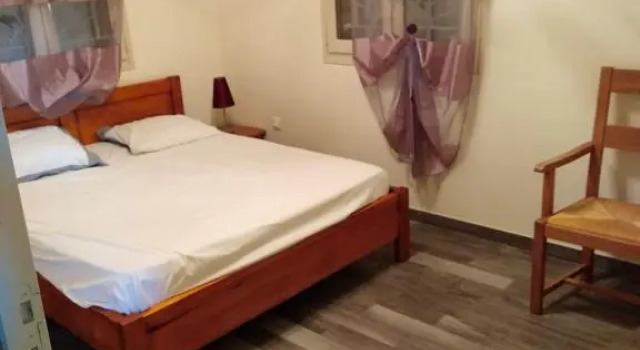 Maison de 3 chambres avec piscine partagee jardin amenage et wifi a Nant, Book Hotel Nant Aveyron