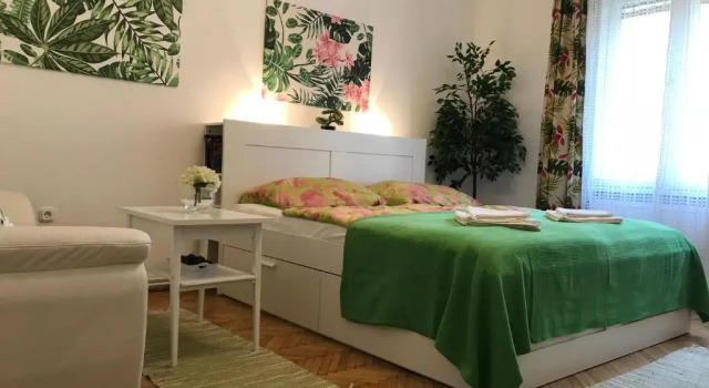 Rosmarinus Apartman, Prenota Appartamento Pécs 