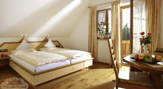 Landgasthof - Hotel Reindlschmiede, Rezervasyon Otel Bad Heilbrunn Upper Bavaria