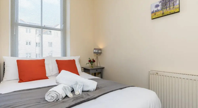 Classic apartament 3 camere Ford Park Apartment