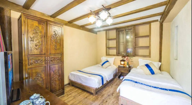 Yi Liu Hostel, Забронировать Хостел Хостелы Лицзян, рядом с Улица Сквер-стрит Древнего города Даянь, Хостел