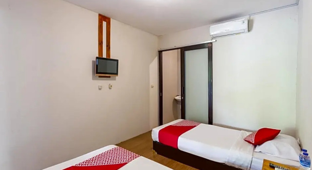 OYO 883 Pavo Resort, 예약 리조트 Babakan Madang West Java