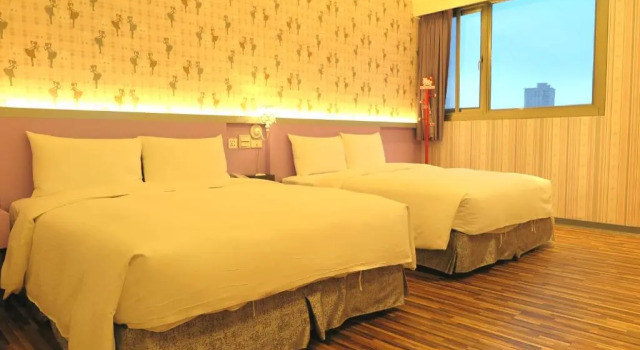 Четырёхместный номер Deluxe 191 Hotel