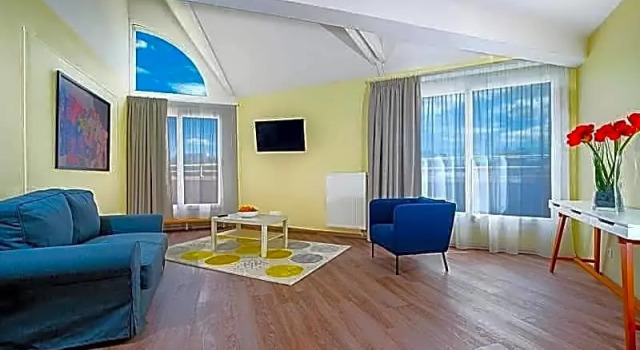 Апартаменты The Originals City, Hôtel Acadine, Le Neubourg