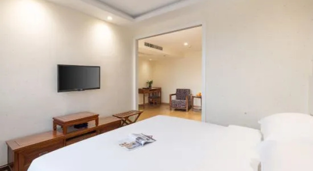 Bett im Wohnheim (Frauenwohnheim) Xingji Hotel
