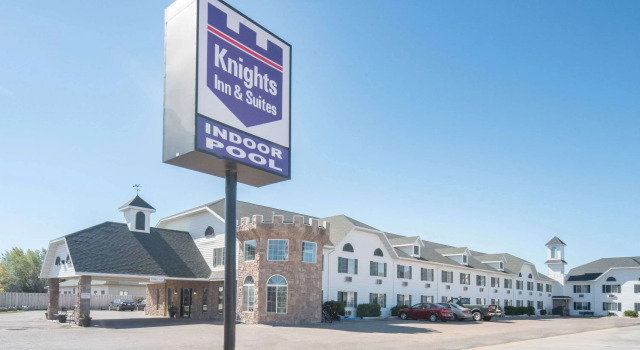 Knights Inn Grand Forks