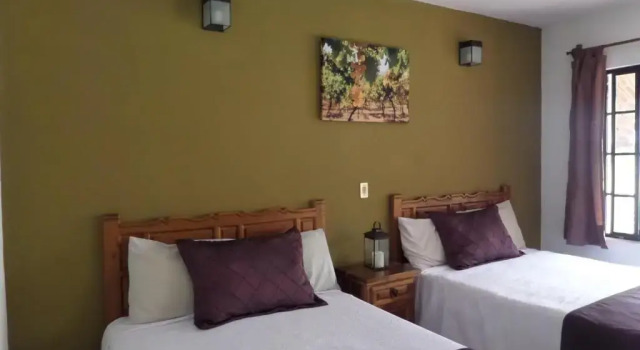 Четырёхместный номер Standard Hotel Casa de Vino