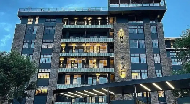 The Lineal Luxury Apartments, Забронировать Апартаменты/квартира Отели Йоханнесбург с парковкой, рядом с Benmore Centre, Парковка