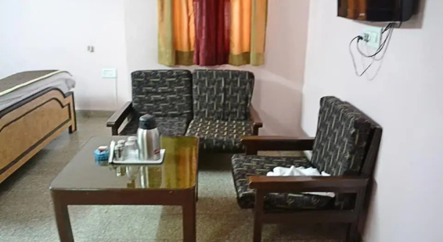 1 BR Guest house in Ganpati Nagar, Jaipur, by GuestHouser (EF86), Забронировать Гостевой дом Гостевые дома штата Раджастхана, Гостевой дом