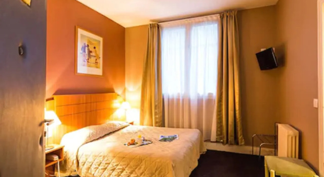 Hôtel Astrid, Varaa Hotelli Rouen Seine-Maritime