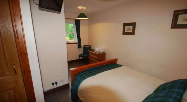 Dunlichity House Bed and Breakfast, Book Hotel  