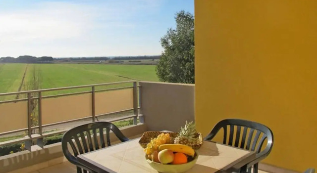 Апартаменты Residence with swimming pool in Luni Mare