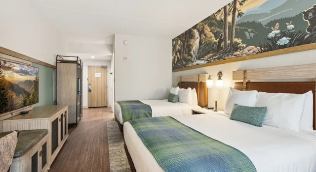 Кровать в общем номере с балконом HeartSong Lodge & Resort