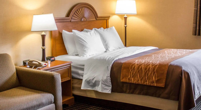 Люкс Comfort Inn East Oregon - Toledo