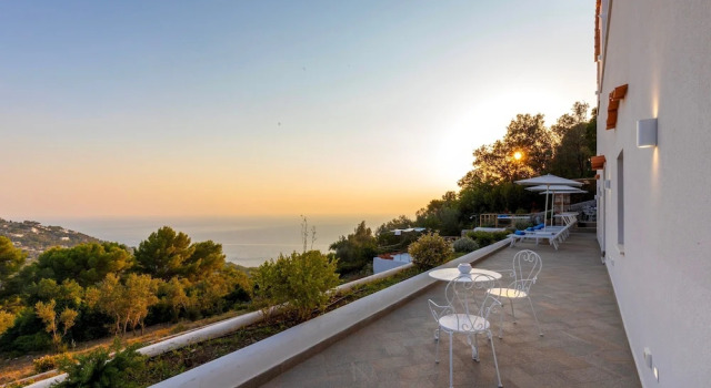 Коттедж Villa Olivella by Elite Villas