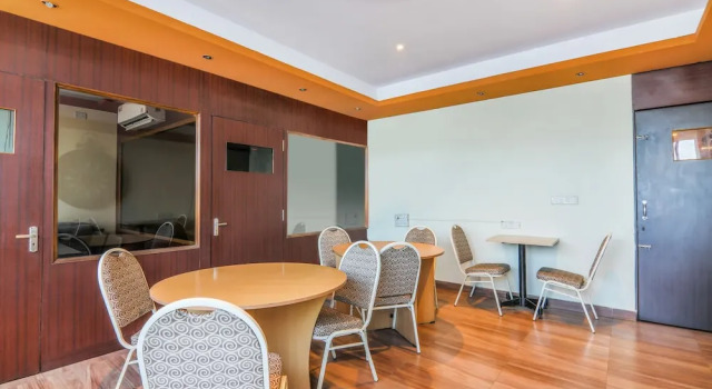 FabHotel Platinum, Забронировать Отель Отели штата Карнатаки 3 звезды, 3*