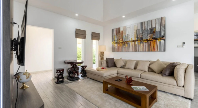 Modern 3 Bedroom Pool Villa MS24