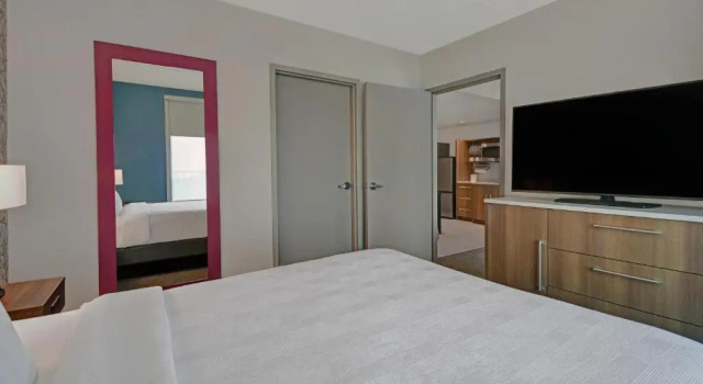 Двухместный люкс c 1 комнатой Home2 Suites by Hilton Atlanta Airport North