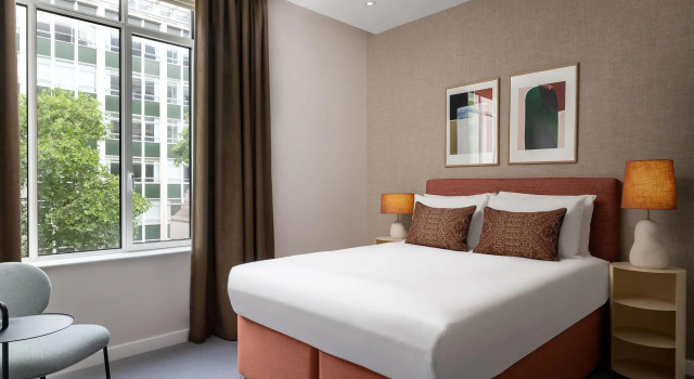 The Lincoln Suites
