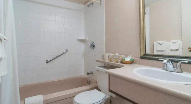 Двухместный номер Superior с балконом Port Augusta Inn