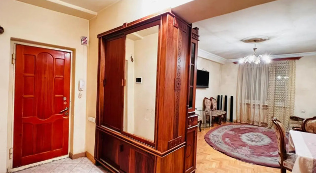 City Center , Best Location , 3 bedroom, Mashtots Avenue