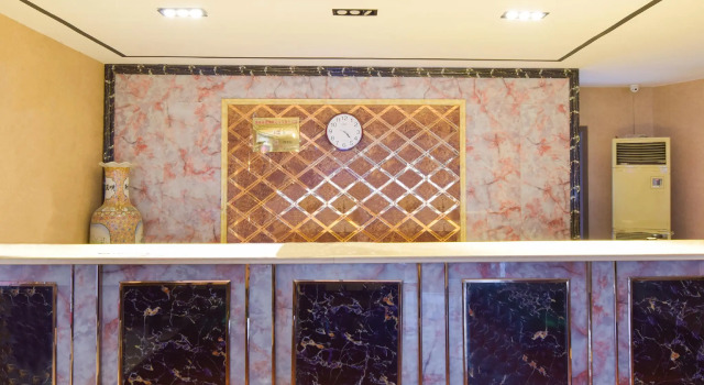 OYO Chunsen Theme Hotel, Prenota Hotel Huainan Anhui