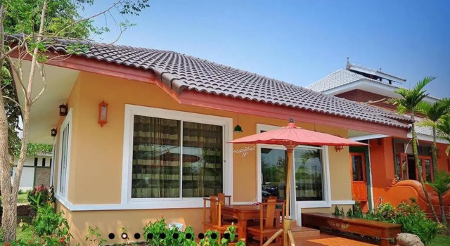 บ้านริมเนิน รีสอร์ท งาว, Забронировать Отель  