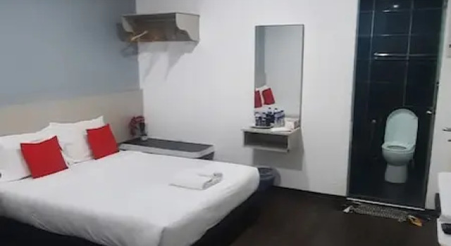 Apartmá OYO 90724 Rg Hotel