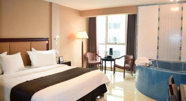 Люкс Gran Mundo Hotel & Suites
