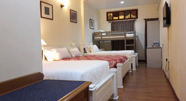 Hotel Zamburger Heritage Melaka, Забронировать Отель Отели Малакки 3 звезды, рядом с Торговый центр Dataran Pahlawan Melaka Megamall, 3*