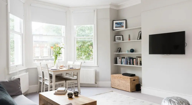 Amazing 2BR Flat in the Very Heart of London!, Забронировать Отель Отели Англии 3 звезды, 3*
