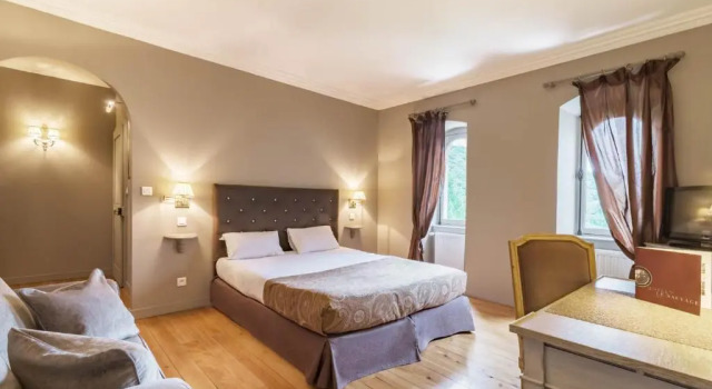 Номер Deluxe Hôtel Restaurant Spa Le Sauvage