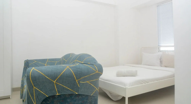 Номер Standard Elegant and Comfy Studio at Bassura City Apartment By Travelio