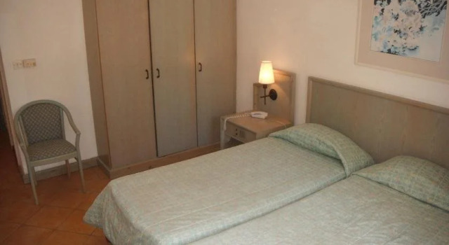 Comino Hotel, Book Hotel Comino Malta