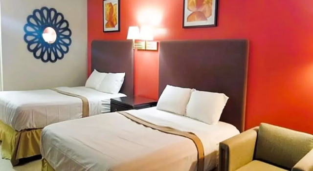 Четырёхместный номер Standard OYO Hotel McIntyre GA, US 441