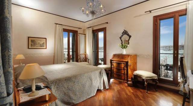 Двухместный номер Standard с видом на канал Hotel La Calcina
