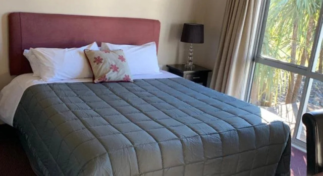 Forest Lodge, Забронировать Отель Отели Метвен 3 звезды, 3*