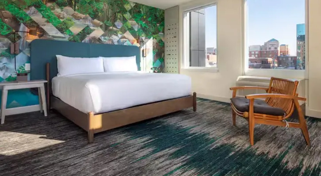 Полулюкс Canvas Moncton, Tapestry Collection By Hilton