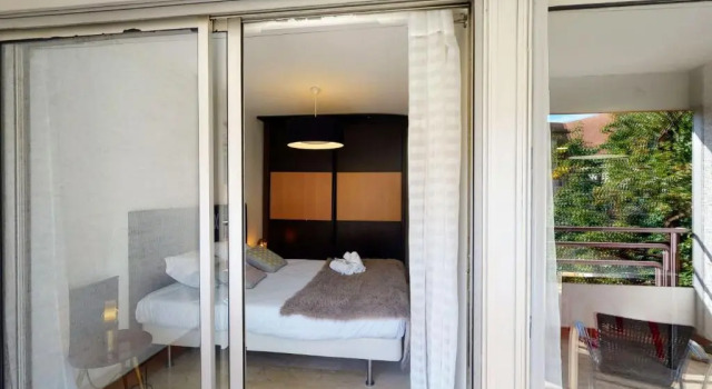 Le Jean-Jacques Rousseau - 2 rooms by the canal in the heart of Annecy, Забронировать Апартаменты/квартира Анси Озеро Анси