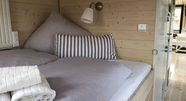 Hausboot Resort Nordseeküste, 预订 度假村 威廉港 East Frisia