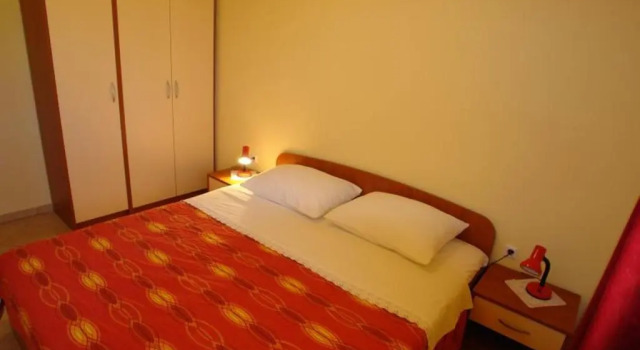 Apartments Tinka, Rezerwuj Apartament Povljana 