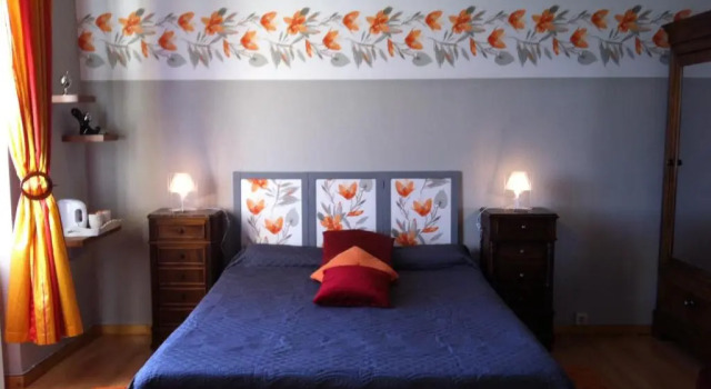 Standart çift kişilik oda Logis Auberge De Tavel
