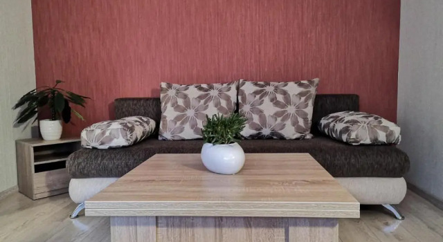 Raudondvario II, Varaa Hotelli Kaunas 