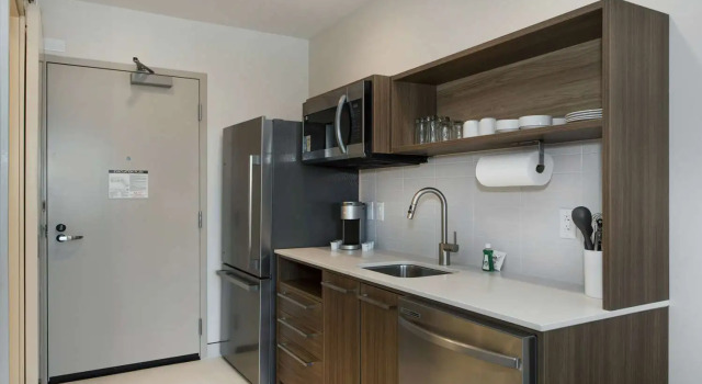 Четырёхместный люкс Home2 Suites By Hilton Lumberton